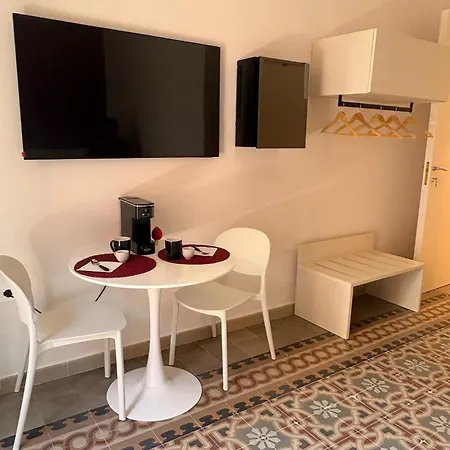 Casa Blanca Rooms&suites 3*