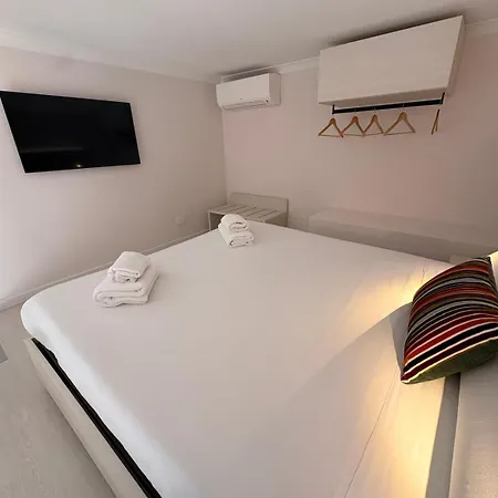 Aparthotel Casa Blanca Rooms&suites 3*