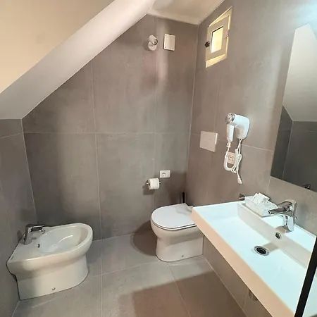 Casa Blanca Rooms&suites 3*