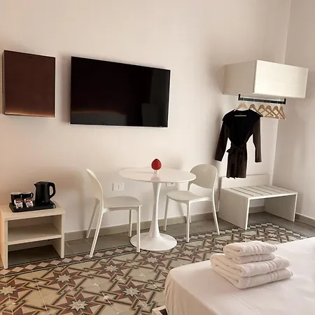 Aparthotel Casa Blanca Rooms&suites Reggio Calabria
