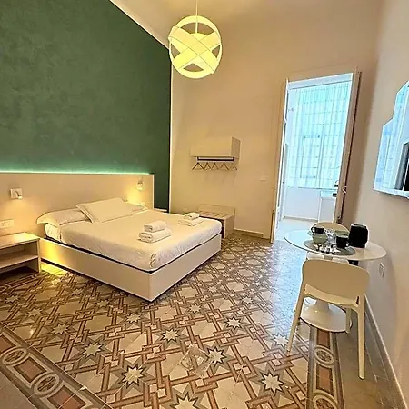 Casa Blanca Rooms&suites 3* 레조디칼라브리아
