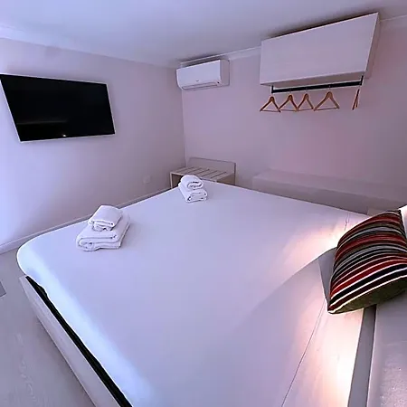 Casa Blanca Rooms&suites 3*