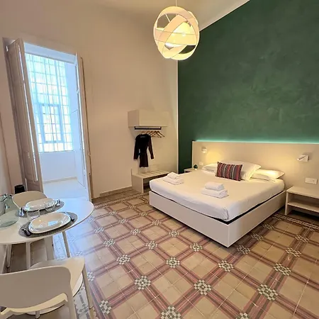 Apart Otel Casa Blanca Rooms&suites Reggio di Calabria
