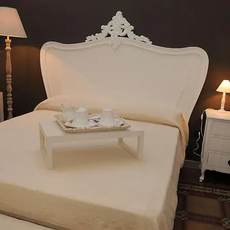 Casa Blanca Rooms&suites 3* 레조디칼라브리아